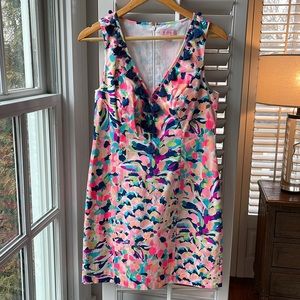Perfect condition Lilly Pulitzer sheath dress size 6